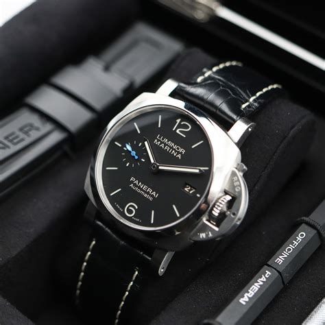 panerai pam01392 review|panerai luminor manual.